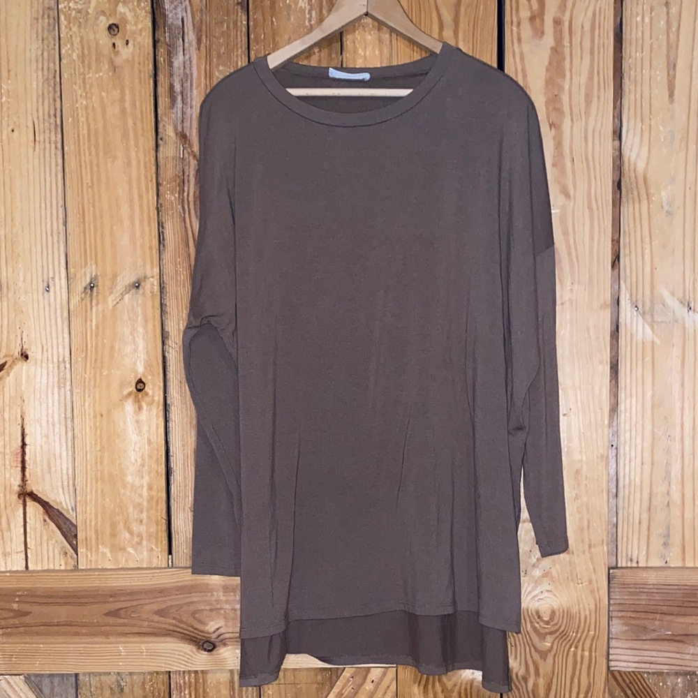 Zenana Outfitters Brown Long Sleeve Top